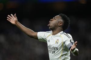 卡拉格：维尼修斯在利用阿森纳 曼城该让罗德里再踢一年免费走人
